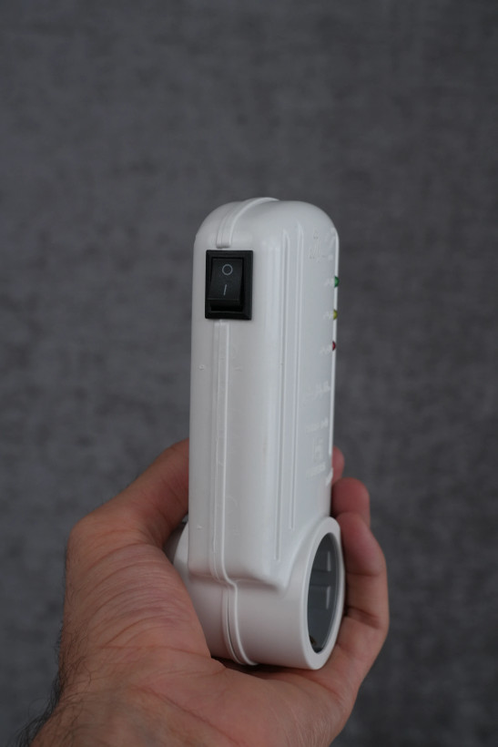 محافظ برق پکیج دیواری تیراژه مدل S7007